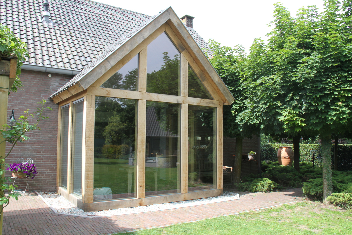 Aanbouw hout/glas